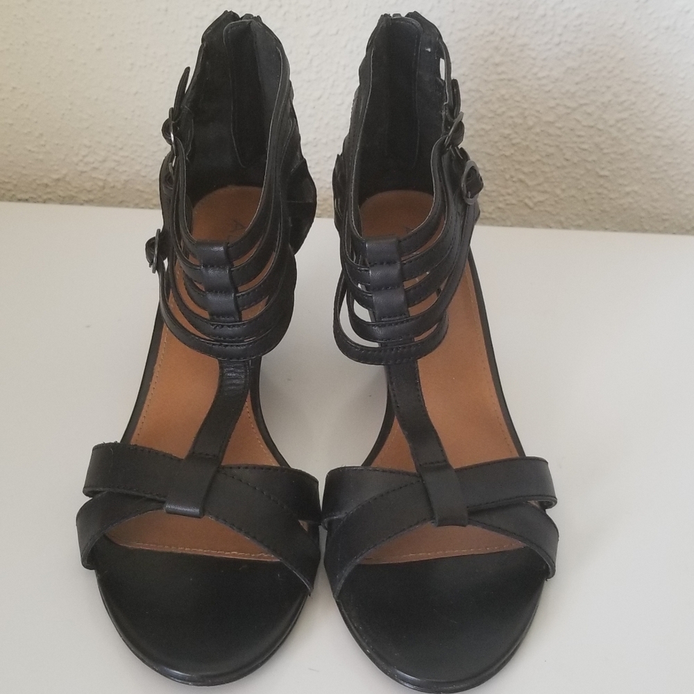 Aldo Awilda mid low heel sandals
